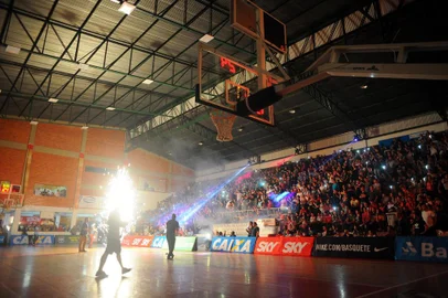  CAXIAS DO SUL, RS, BRASIL 03/04/2018Caxias Basquete x Botafogo, jogo válido pelo NBB 10 no ginásio do Vascão. (Felipe Nyland/Agência RBS)<!-- NICAID(13486803) -->