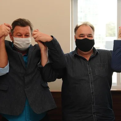  CAXIAS DO SUL, RS, BRASIL (13/09/2020)PSB realiza sua convenção, na qual confirma o nome de Elói Frizzo para concorrer como vice de Carlos Búrigo, candidato do MDB. (Antonio Valiente/Agência RBS)<!-- NICAID(14590831) -->