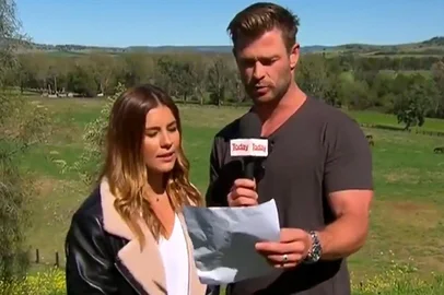 Chris Hemsworth invade transmissão de telejornal e apresenta meteorologia
