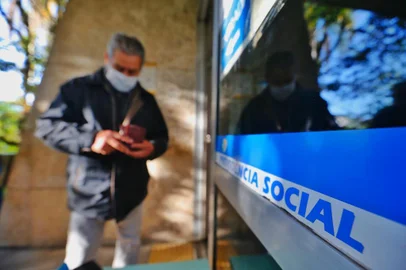  PORTO ALEGRE, RS, BRASIL, 22/09/2020- Perícias médicas são retomadas para beneficiários do INSS, em Porto Alegre. Fotos: Lauro Alves / Agencia RBS<!-- NICAID(14598175) -->