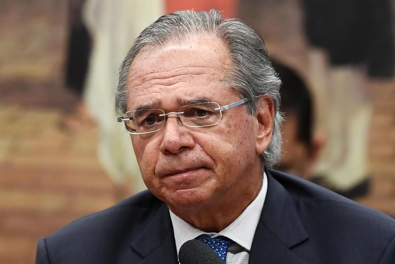  Brazilian Economy Minister Paulo Guedes gestures during a session of the Commission of Constitution and Justice to discuss the pension reform bill at the National Congress in Brasilia, on April 3, 2019. - President Jair Bolsonaro is struggling to push his signature pension reform bill through Congress, triggering political chaos and contributing to recent sharp falls in Brazils main stock index. (Photo by EVARISTO SA / AFP)Editoria: POLLocal: BrasíliaIndexador: EVARISTO SASecao: politics (general)Fonte: AFPFotógrafo: STF<!-- NICAID(14023461) -->