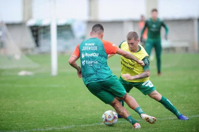  CAXIAS DO SUL, RS, BRASIL, 12/12/2019. Juventude x Sub-20, jogo treino realizado no CT do Ju. (Porthus Junior/Agência RBS)<!-- NICAID(14357733) -->