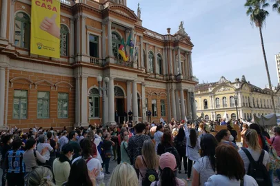 protesto imesf <!-- NICAID(14600523) -->