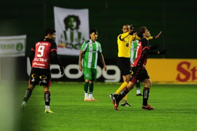 CAXIAS DO SUL, RS, BRASIL, 14/09/2020. Juventude x Vitória, jogo válido pela 10ª rodada da Série B do Campeonato Brasileiro 2020 e realizado no estádio Alfredo Jaconi. (Porthus Junior/Agência RBS)<!-- NICAID(14592097) -->