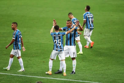 Gremio x Universidad CatolicaRS - FUTEBOL/CONMEBOL LIBERTADORES 2020 /GREMIO X UNIVERSIDAD CATOLICA - ESPORTES - Lance da partida entre Gremio e Universidad Catolica disputada na noite desta terca-feira, na Arena do Gremio, valida pela Conmebol Libertadores 2020. FOTO: LUCAS UEBEL/GREMIO FBPAEditoria: SPOLocal: Porto AlegreIndexador: Lucas UebelSecao: futebolFonte: Gremio.netFotógrafo: Gremio x Universidad Catolica<!-- NICAID(14604828) -->
