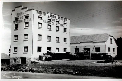  CAXIAS DO SUL, RS, BRASIL  (11/02/2015) Moinho Franzoi. Na foto, aspectos do moinho inaugurado em 1952. Hoje, a empresa é istrada por Alberto Franzoi. Memória 015. (Roni Rigon/pioneiro)<!-- NICAID(11186876) -->