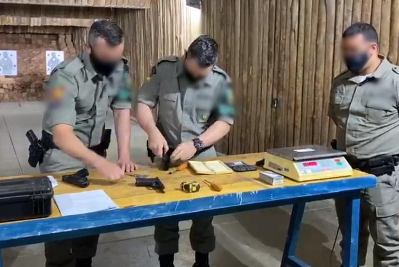 Vídeo da Brigada Militar testando armas. Foto: Arquivo Pessoal/Reprodução<!-- NICAID(14619047) -->