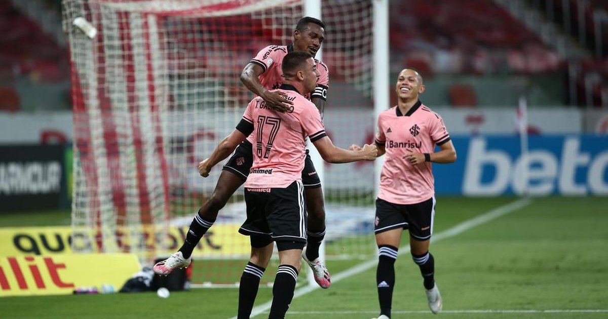 Inter vence o Vasco e reassume liderança do Brasileirão GZH