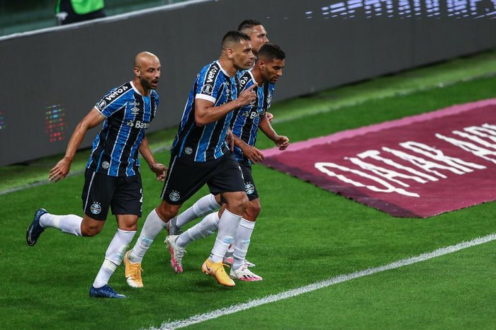 É jogo de cachorro grande, projeta Paulo Luz sobre próximo adversário do Grêmio na Liberta