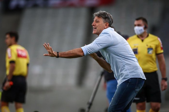 As opções de Renato para montar o setor ofensivo do Grêmio contra o Juventude