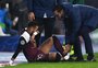 Neymar sente desconforto muscular durante partida pela Liga dos Campeões