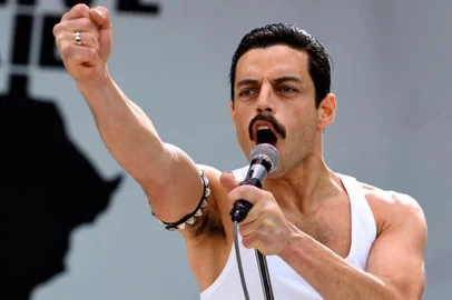 Rami Malek como Freddie Mercury em Bohemian Rapsody, filme<!-- NICAID(13755182) -->