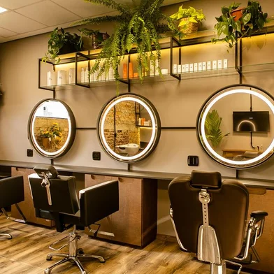 Mauri Rech Hair Therapy, projeto da arquiteta Jéssica De Carli.<!-- NICAID(14628237) -->