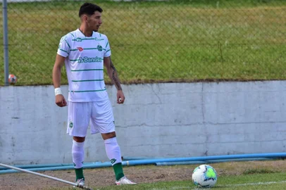 O meia Ronald Belé defende o Juventude no Brasileirão de Aspirantes. <!-- NICAID(14630967) -->