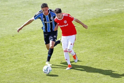  ALVORADA, RS, BRASIL - 05.11.2020 - Gre-nal no Brasileirão Sub-20. (Foto: Isadora Neumann/Agencia RBS)<!-- NICAID(14635690) -->