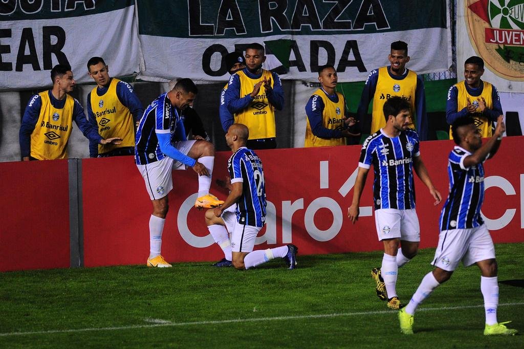 Além de Lucas Araújo, Bahia encaminha acerto com outro meio-campista do Grêmio