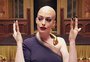 Anne Hathaway se desculpa após ser criticada por "Convenção das Bruxas"