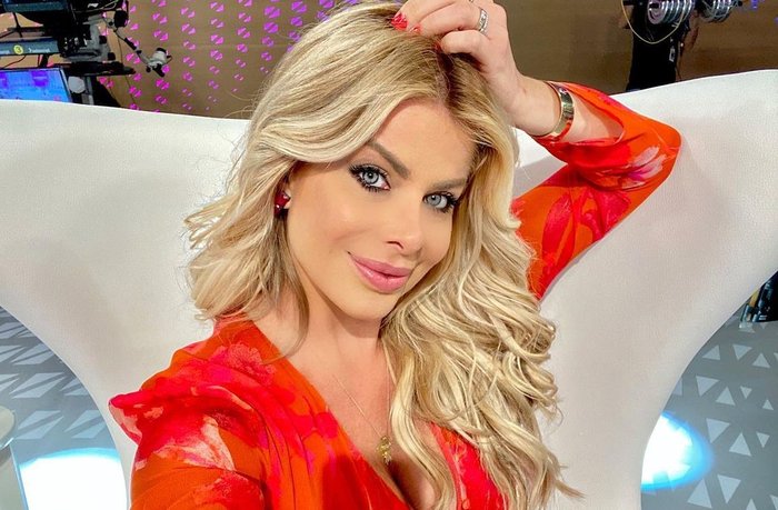 Karina Bacchi Instagram / Reprodução