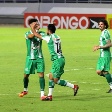 BRASILEIRO B 2020, CRB X JUVENTUDEAL - BRASILEIRO B 2020, CRB X JUVENTUDE - ESPORTES - BRASILEIRO B 2020, CRB X JUVENTUDE - BRASILEIRO B 2020, CRB X JUVENTUDE pela 20ª rodada. 08/11/2020 - Foto: ITAWI ALBUQUERQUE/AGIF - AGÊNCIA DE FOTOGRAFIA/AGIF - AGÊNCIA DE FOTOGRAFIA/ESTADÃO CONTEÚDOEditoria: ESPORTESLocal: MACEIÓIndexador: ITAWI ALBUQUERQUEFotógrafo: AGIF - AGÊNCIA DE FOTOGRAFIA<!-- NICAID(14637846) -->