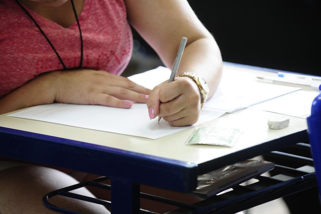 Pré-vestibular popular da UFRGS recebe inscrições para seleção de novos estudantes - GauchaZH