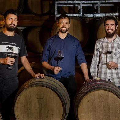 Bodega 3 Amigos<!-- NICAID(14639154) -->
