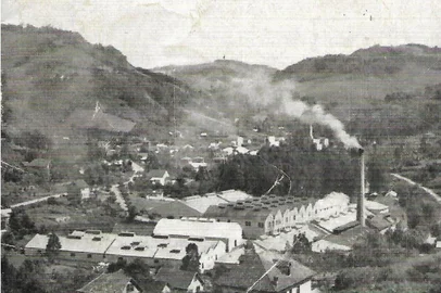 Aspectos de Galópolis e do Lanifício São Pedro em 1955, publicados na Revista Paulista de Indústria. Acervo de Rosa Maria Diligenti. Na foto, panorâmica do lanifício em 1955.<!-- NICAID(14639361) -->