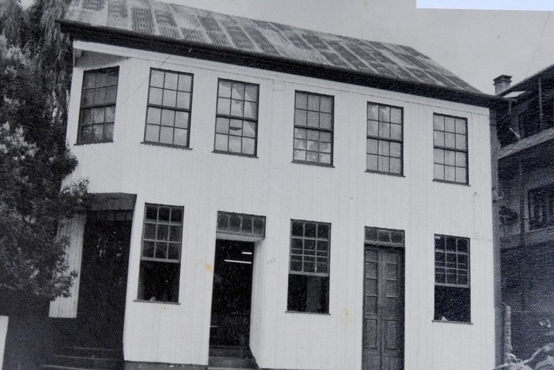 A Casa Grezzana, na Av. dos Imigrantes, em Antônio Prado, foi sede do Escritório Contábil Fortuna até 1982 <!-- NICAID(14641244) -->