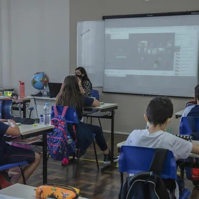  PORTO ALEGRE, RS, BRASIL - 11.11.2020 - Como está o retorno das aulas presenciais nas escolas privadas? Na imagem, o Colégio Dom Bosco, localizado na Rua Dr. Eduardo Chartier, 360 - Higienópolis. (Foto: Isadora Neumann/Agencia RBS)Indexador: ISADORA NEUMANN<!-- NICAID(14640371) -->