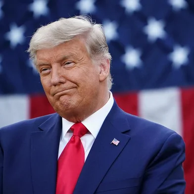  US President Donald Trump looks on after delivering an update on "Operation Warp Speed" in the Rose Garden of the White House in Washington, DC on November 13, 2020. (Photo by MANDEL NGAN / AFP)Editoria: POLLocal: WashingtonIndexador: MANDEL NGANSecao: epidemic and plagueFonte: AFPFotógrafo: STF<!-- NICAID(14642597) -->