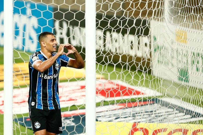 Confira os melhores momentos de Grêmio 4x2 Ceará