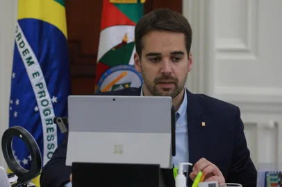 Governador Eduardo Leite<!-- NICAID(14645230) -->