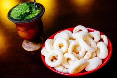  PORTO ALEGRE, RS, BRASIL, 19/07/2016 : Destemperados - Receitas de lanches para acompanhar o momento do chimarrão (tem bolo, sanduíche, biscoito...) (Omar Freitas/Agência RBS)Indexador: Omar Freitas<!-- NICAID(12334472) -->