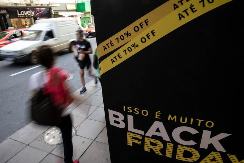  PORTO ALEGRE, RS, BRASIL - 25.11.2019 - Semana de promoções da Black Friday. (Foto: Jefferson Botega/Agencia RBS)Indexador: Jeff Botega<!-- NICAID(14337406) -->