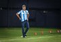 Renato exalta grupo do Grêmio na vitória contra o Guaraní e fala de Maradona: "Grande amigo que perdi"