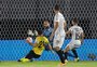 Além das defesas difíceis: Vanderlei acompanha bom momento do Grêmio e completa três jogos sem sofrer gols