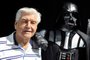 -(FILES) This file photo taken on April 27, 2013 during a Star Wars convention in Cusset, central France, shows David Prowse, the British actor behind the menacing black mask of Star Wars villain Darth Vader, who died aged 85 his agent said on November 29, 2020. (Photo by Thierry ZOCCOLAN / AFP)Editoria: ACELocal: CussetIndexador: THIERRY ZOCCOLANSecao: cinemaFonte: AFPFotógrafo: STF<!-- NICAID(14655539) -->