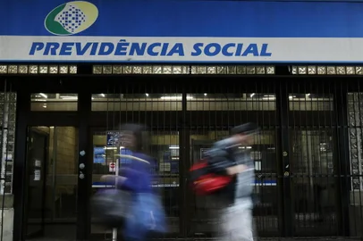  PORTO ALEGRE, RS, BRASIL, 03-10-2019: Agência do INSS na Travessa Mario Cinco Paus, na região central. (Foto: Mateus Bruxel / Agência RBS)<!-- NICAID(14275583) -->