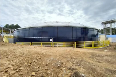  Após diversos registros de falta de água em Canela e Gramado neste ano e em períodos anteriores, a aproximação do verão preocupa novamente os moradores da Região das Hortênsias. A solução encontrada pela Companhia Riograndense de Saneamento (Corsan) para os problemas de abastecimento de água nas duas cidades foi a execução de diversas obras que estão demandando o investimento de R$ 90 milhões até 2024.<!-- NICAID(14658915) -->