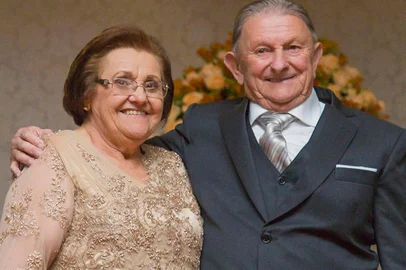 Therezinha Pellini Andreazza e Orlando Andreazza celebraram Bodas de Diamante na Igreja Nossa Senhora da Saúde - Caxias do Sul, RS, Brasil<!-- NICAID(11773453) -->