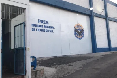 Em 10 de dezembro a juíza Milene Froes Rodrigues Dal Bó decretou a interdição da penitenciária por suspeita de surto de covid-19<!-- NICAID(14666003) -->