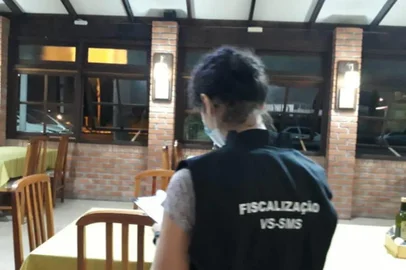 Fiscalização contra aglomerações em Caxias<!-- NICAID(14667614) -->