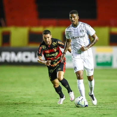 Grêmio enfrenta o Sport, na Ilha do Retiro, pela 26ª rodada do Brasileirão. Jean Pyerre<!-- NICAID(14672775) -->