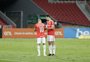 Emoção, ansiedade, sete toques na bola, homenagem e lágrimas: como foi o último jogo de D'Ale pelo Inter