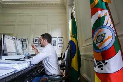 Eduardo leite dá entrevista a Zh <!-- NICAID(14676945) -->