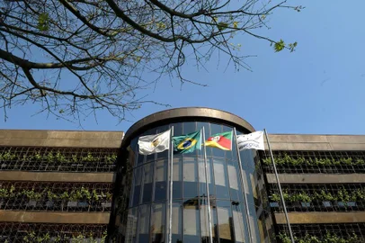  CAXIAS DO SUL, RS, BRASIL, 01/10/20197º pedido de impeachment do prefeito Daniel Guerra tem pedido de adiamento pela Câmara de vereadores de Caxias do Sul.(Lucas Amorelli/Agência RBS)<!-- NICAID(14271161) -->