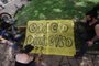  CAXIAS DO SUL, RS, BRASIL, 28/12/2020 - Artistas protestam em frente a prefeitura pela demora na liberação de recursos da Lei Emergencial Aldir Blanc. (Marcelo Casagrande/Agência RBS)<!-- NICAID(14677866) -->