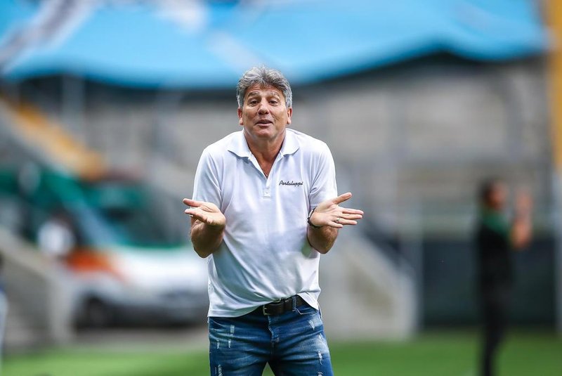 O técnico Renato Portaluppi em jogo do Grêmio contra o Goiás na Arena, válido pelo Brasileirão.<!-- NICAID(14659137) -->