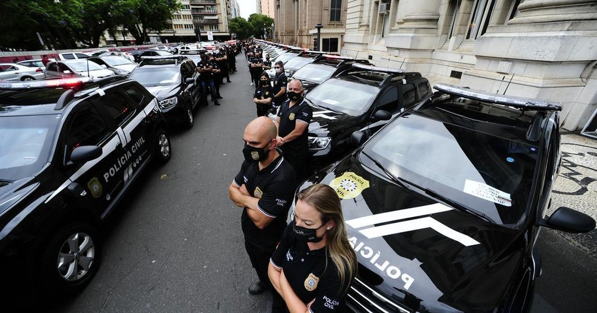 Carros da PM também podem abastecer em postos da Polícia Civil - Casos de  Polícia - Extra Online