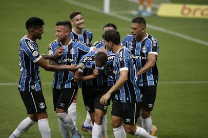  PORTO ALEGRE, RS, BRASIL - 06.01.2020 - O Grêmio recebe o Bahia nesta quarta-feira (6), na Arena, em Porto Alegre, em jogo válido pela 28ª rodada do Campeonato Brasileiro. (Foto: Isadora Neumann/Agencia RBS)<!-- NICAID(14684951) -->