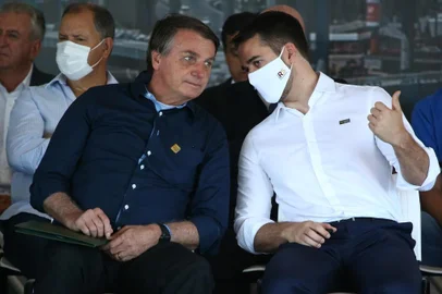  PORTO ALEGRE, RS, BRASIL, 10/12/2020- Inauguração do eixo principal da nova  ponte do Guaíba. Na foto- Presidente Jair Bolsonaro, e o Governador Eduardo Leite participaram da cerimonia. Foto: Jefferson Botega  / Agencia RBS<!-- NICAID(14665463) -->